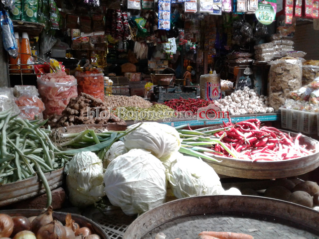 Akhir Bulan, Harga Bahan Pokok di Pasar Kota Normal