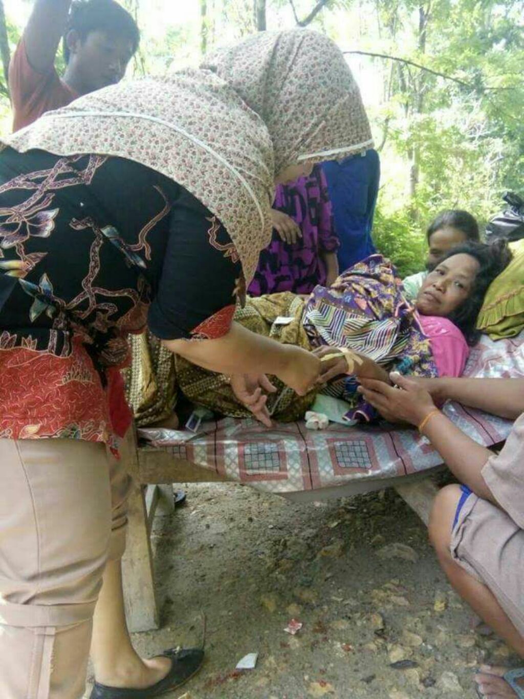 Wawan: Pembangunan Jalan Tak Tuntas Hambat Aktivitas Warga
