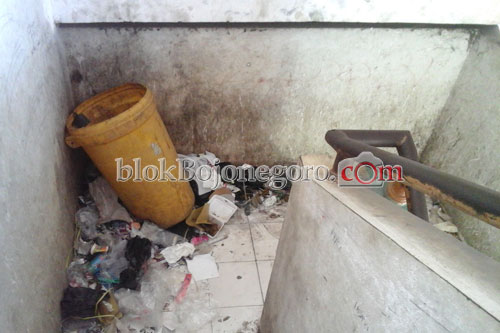 Kurang Tanggap, Begini Sampah di Sudut Pasar Sumberrejo