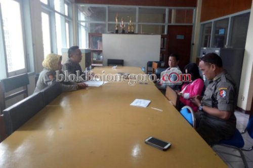 Lagi, Satpol PP Amankan Empat Pemandu Lagu di Kos-Kosan