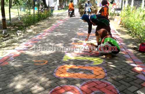 Kreatif, Beri Sentuhan Menarik Lingkungan Desa