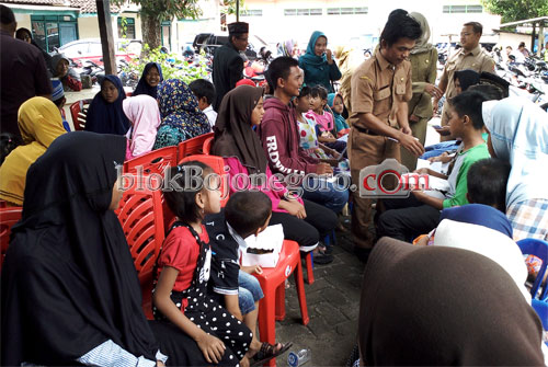 Bersyukur, Perangkat Desa Mojoranu Santuni Anak Yatim