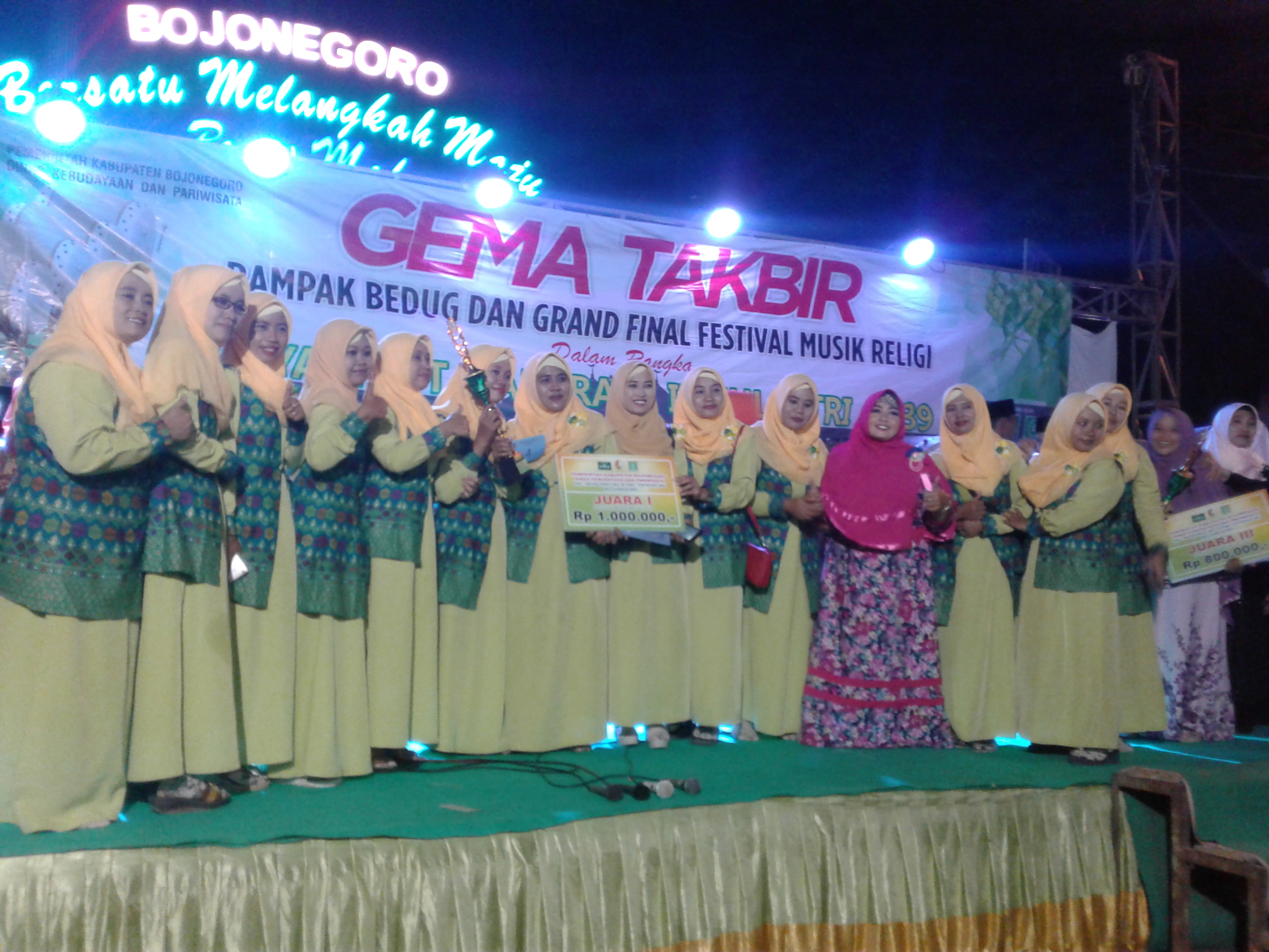 Woww...! Shoffa Azzahra Sabet Juara 1