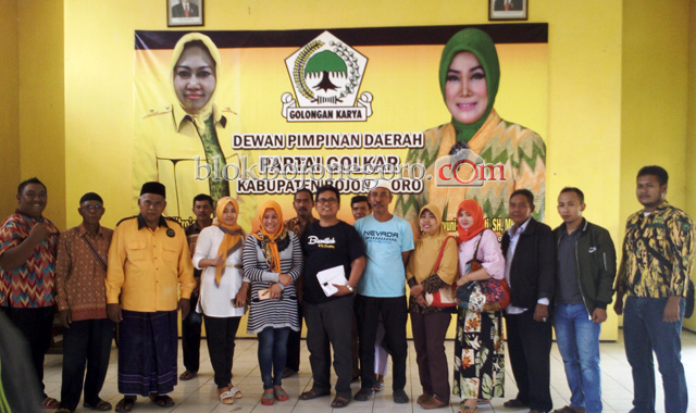 DPD Partai Golkar Bagikan 750 Daging Kurban