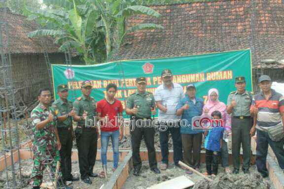 Irsat, Veteran Asal Bojonegoro Terima Bantuan RTLH