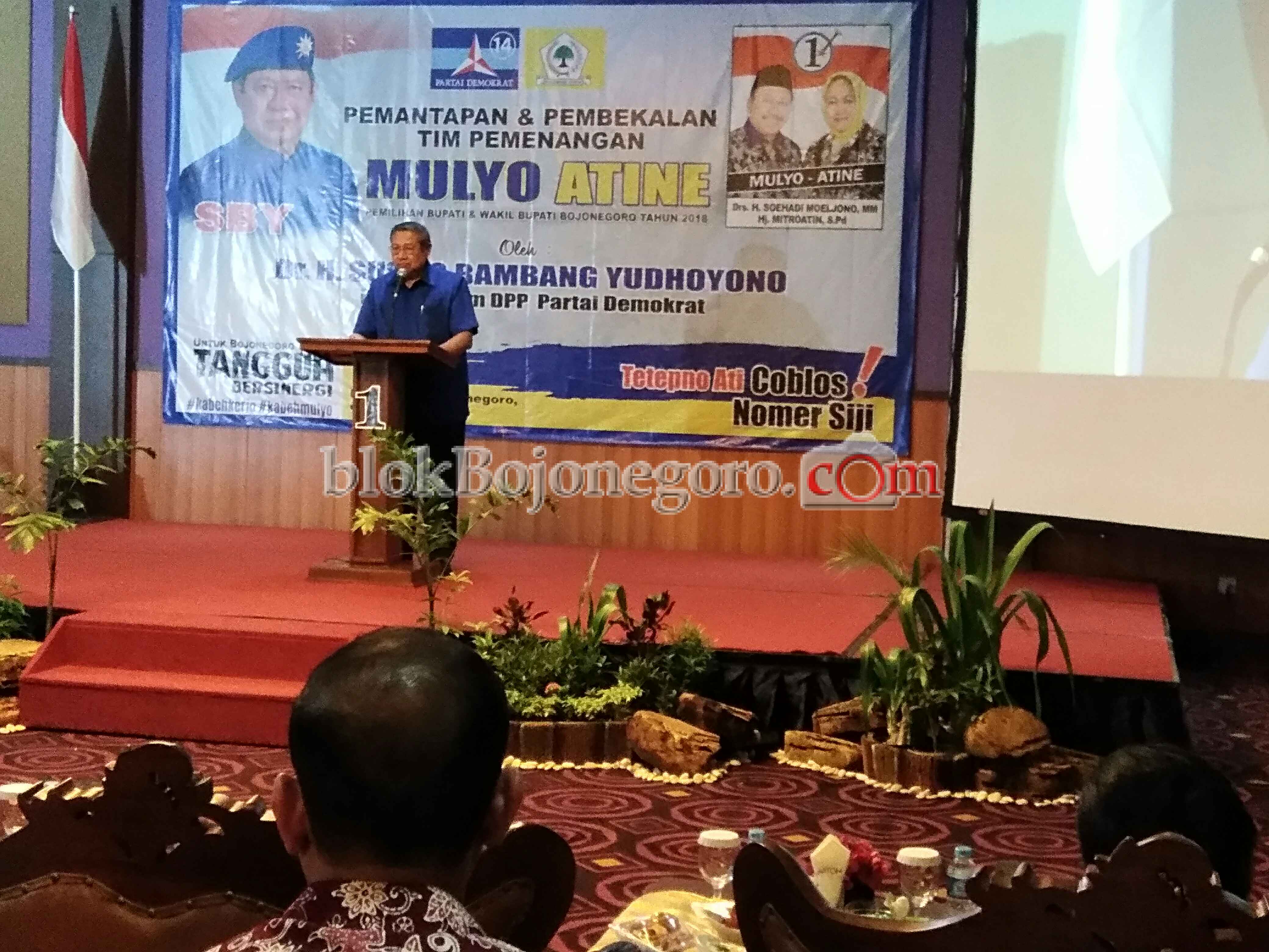Datang ke Bojonegoro, SBY Dihibur Tari Thengul