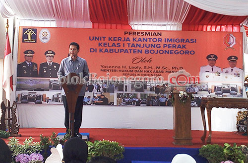 Menkumham dan Menpan RB Apresiasi Imigrasi di Bojongoro