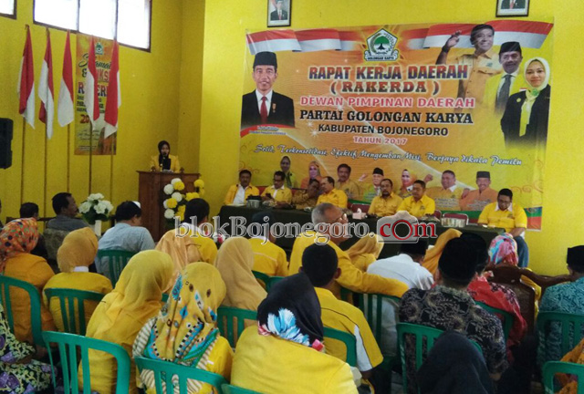 Rakerda, Siapapun yang Direkomendasi Golkar Harus Didukung