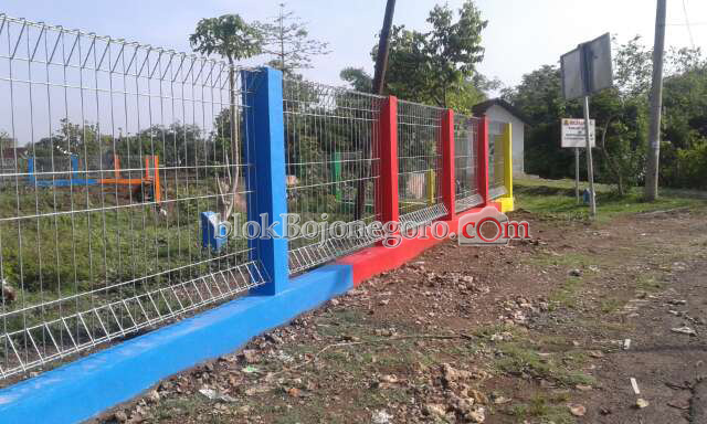 Pembangunan Pagar Wahana Waterpak Dander Terus Berjalan