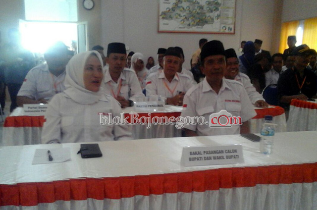 Anna-Wawan Hadiri Penetapan Bakal Paslon