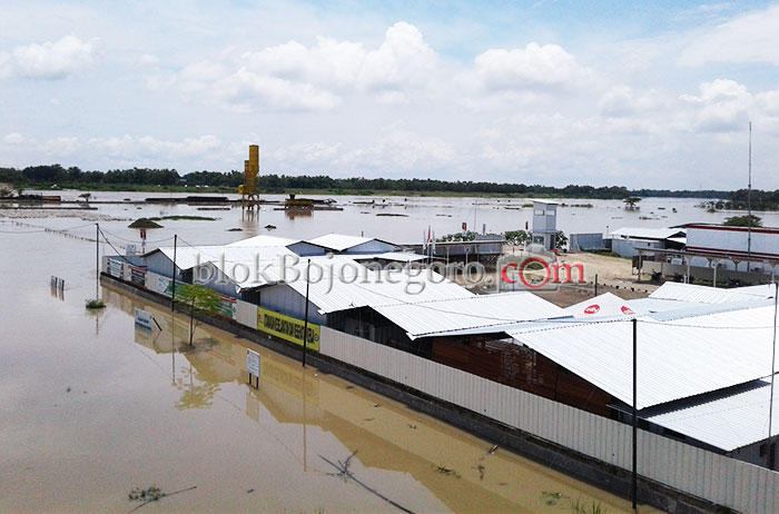 Terendam Banjir, Proyek Groundsill Distop