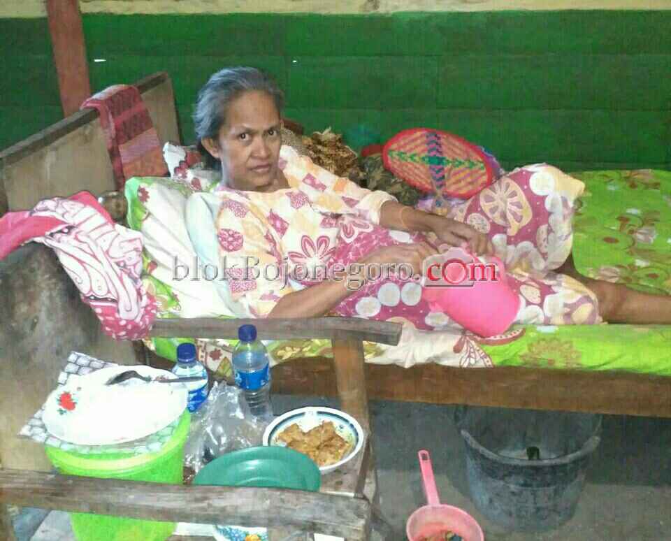 Hanya Pasrah, Suami-Istri Ini Sakit Tak Kunjung Sembuh