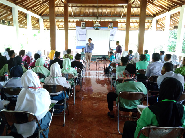 Ciptakan Siswa Kritis dan Ilmiah, EMCL Adakan Siyap