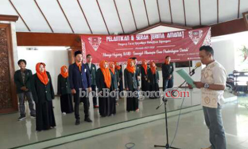 CEO blokMedia Kukuhkan Pengurus Baru FKMB UINSA