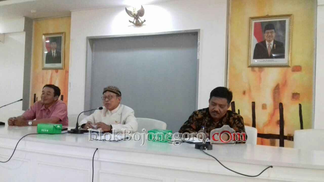 DPRD Minta Pengelolaan Reklame di Bojonegoro Dimaksimalkan