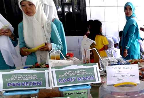 Penyetem dan Gapitem Fatayat NU Memasyarakat