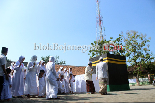 Latih Berhaji, Siswa KB-RA Fattahul Huda Manasik Haji