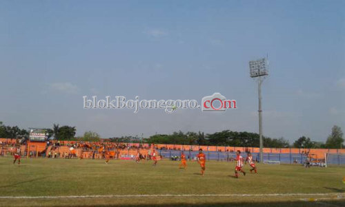 Hati-Hati di Babak Pertama, Titik Lemah Persibo