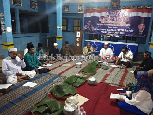 Daftar ke KPU, Nasdem Adakan Nariyahan Bersama