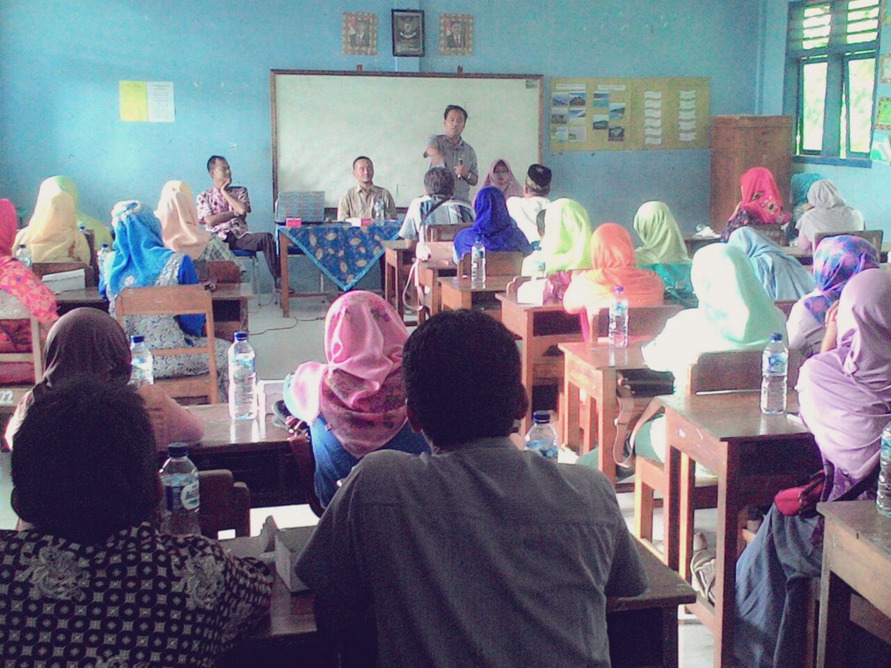 Tunjangan Sertifikasi Cair, Guru-Guru Senang