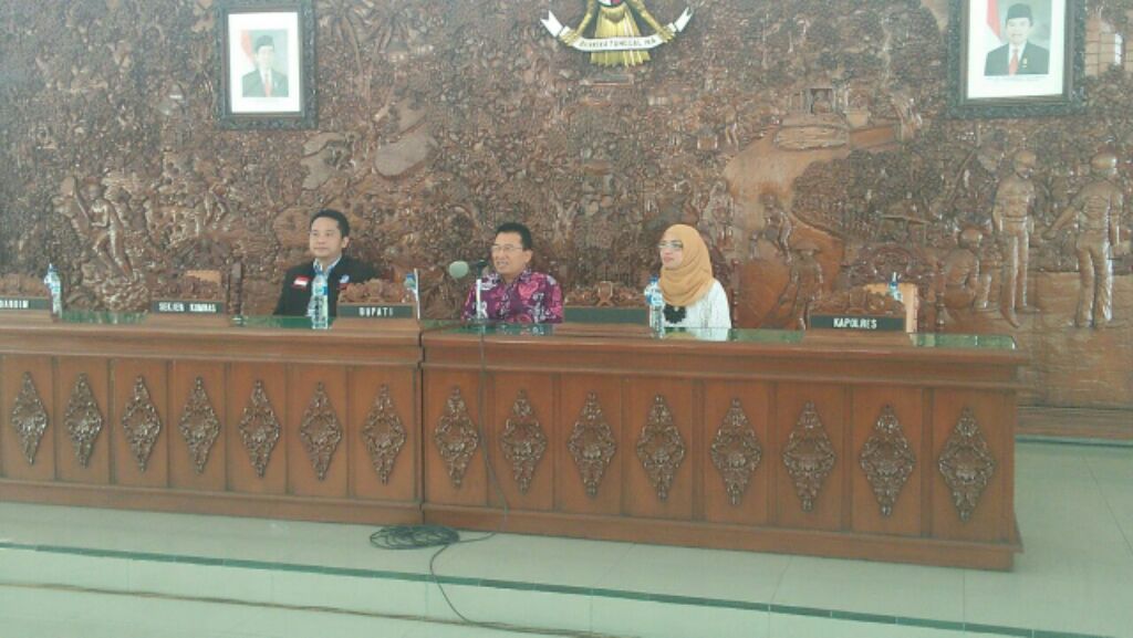 Kang Yoto: Didiklah Anak dengan Kasih Sayang