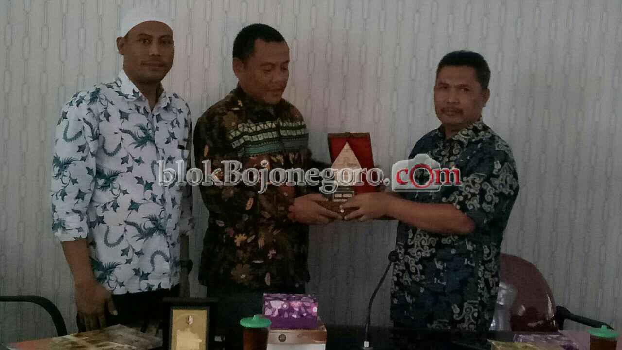 Dewan Belajar Pembangunan Jalan dan Proses Lelang