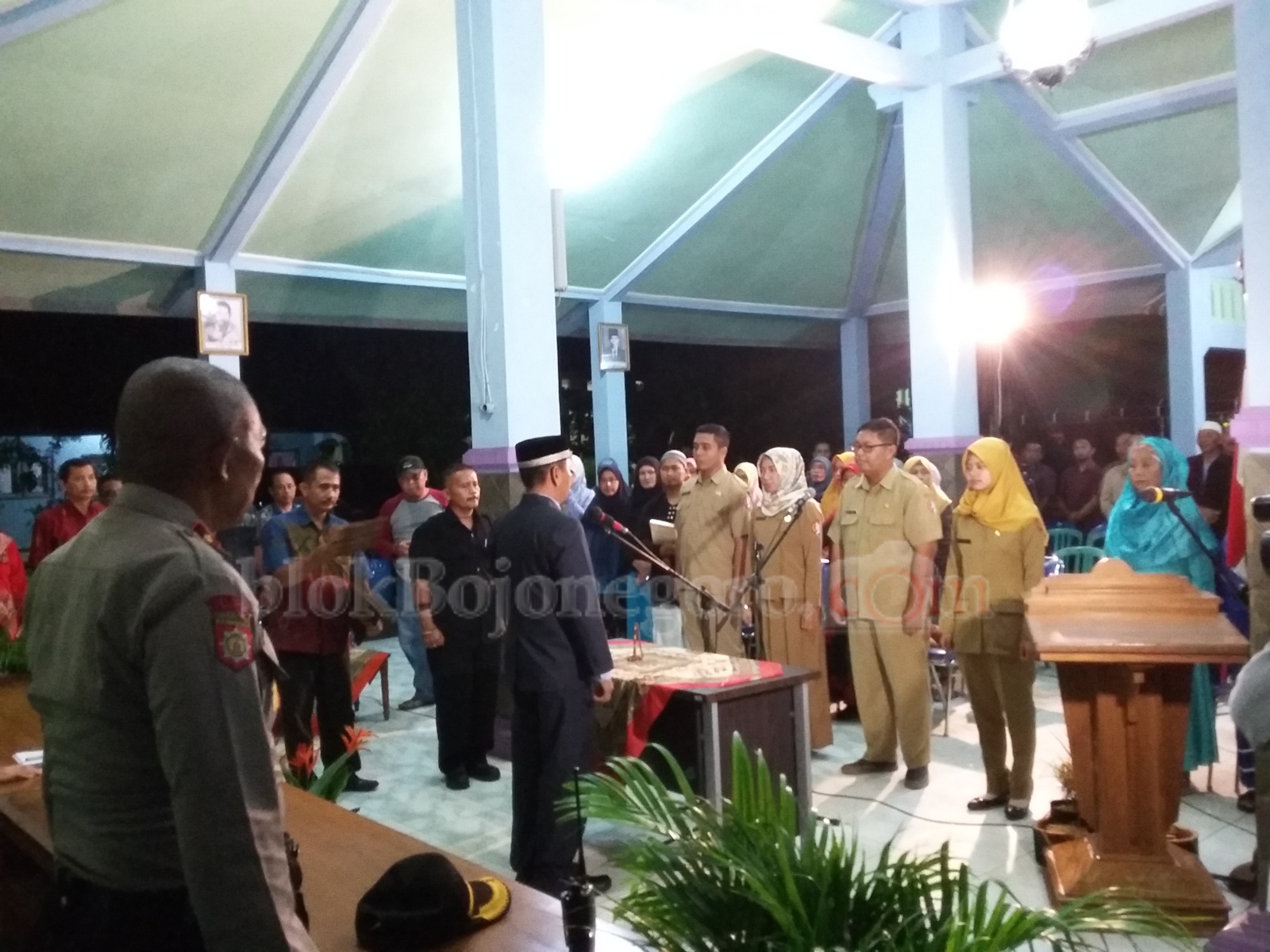 Dikukuhkan, 4 Perangkat Desa Campurejo ada Tugas Tambahan