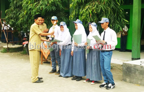 Bawa Pulang Juara, 5 Siswa Dapat Apresiasi Sekolah