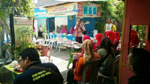 Kelompok Pilah Sampah Sudu Studi ke Lamongan