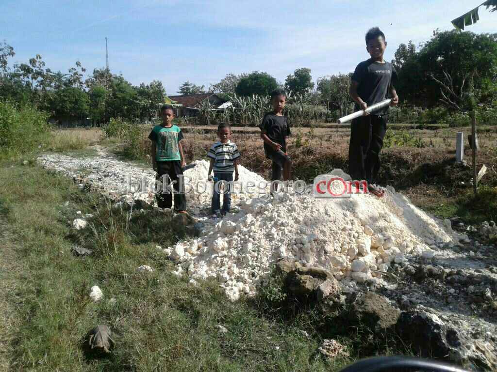 Kreatif, Meriam Mainan Jadi Teman Penunda Lapar