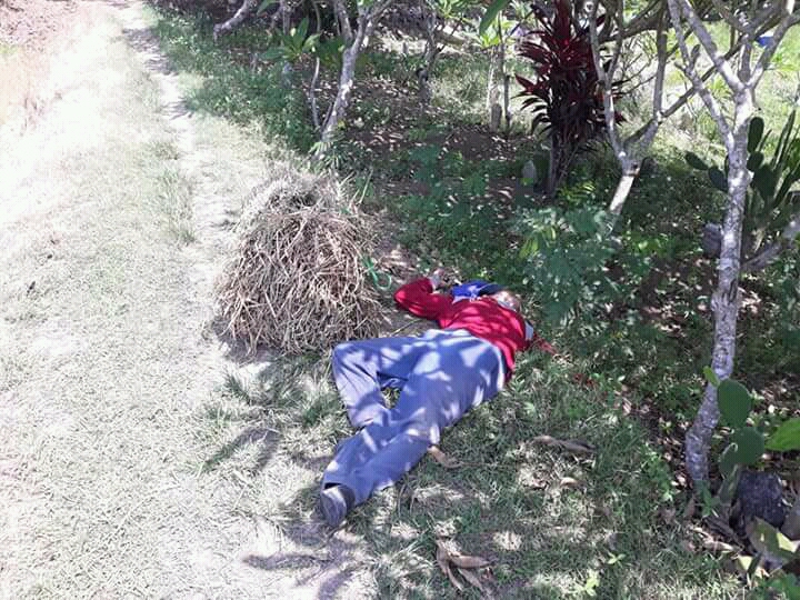 Warga Caruban Digegerkan Pria Tergeletak di Pinggir Jalan