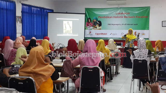 EMCL-IHF Latih 150 Guru Pendidikan Holistik Berbasis Karakter