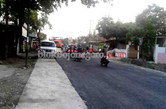 Jalur Bojonegoro-Dander Rawan Macet, Ini Jalur Alternatif