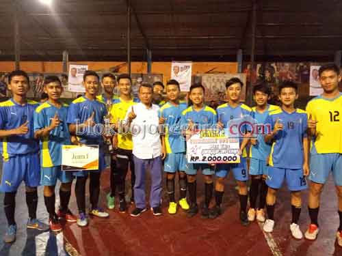 SMAN 2 Bojonegoro Juarai Tris Pinggiran Cup