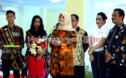 Mahfudhoh Suyoto Buka Pemilihan Duta Batik dan Duta Suara