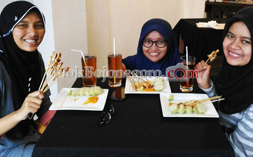 Sate Taichan, Makan 'Ngehit' Ada di Bojonegoro
