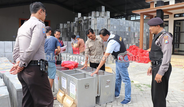 Pemusnahan Logistik, KPU Tunggu Surat Edaran