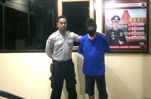 Pelaku Judi Togel Dibekuk Polisi di Warung Kopi