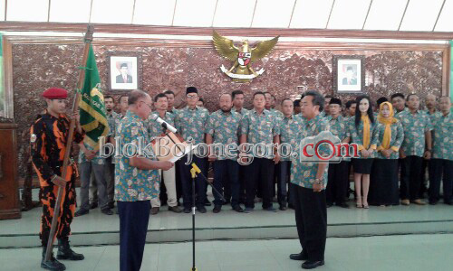 La Nyalla Berhalangan Hadir, Pelantikan Tetap Khidmad