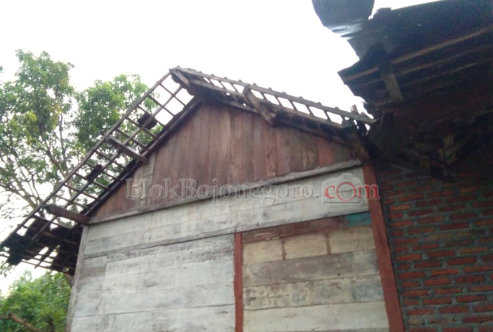 Hujan Angin, Belasan Rumah di Gondang Rusak