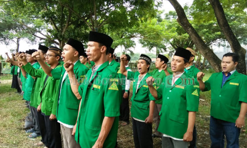 Ratusan Kader Ansor Ikuti Apel