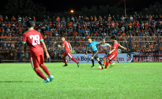 2 Pemain Persibo Dikartu Merah, Skor Akhir 1-1