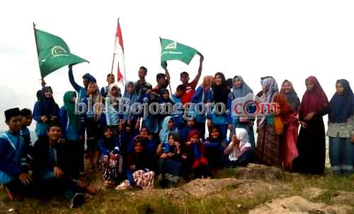IPNU Temayang Gelar SPS di Atas Angin