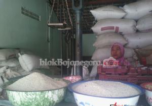 Surplus Kebutuhan Beras Tahun 2017 Lalu Capai 422.022 Ton
