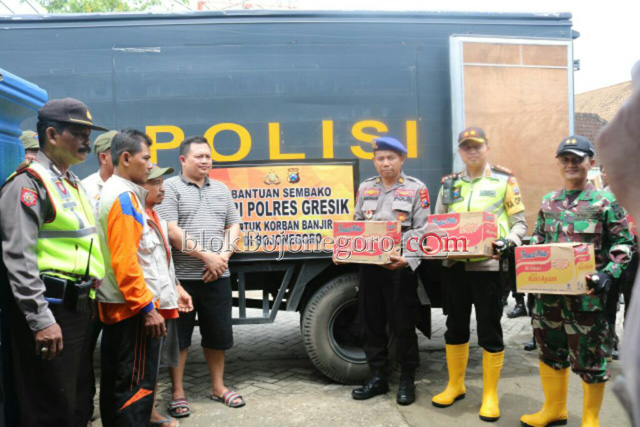 Kapolres dan Dandim Patroli Berikan Bantuan Sembako