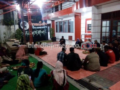Purnama Sastra Meriahkan Pindahan Kantor UTD PMI