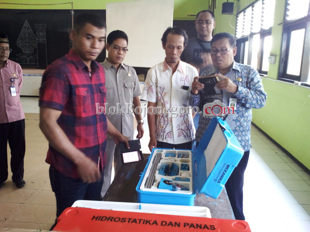 Disdik Lakukan Pengecekan Bantuan Alat Peraga