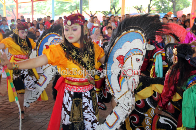 11 Grup ikuti Festival Reog