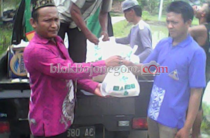 150 Warga di Soko Terima Sembako
