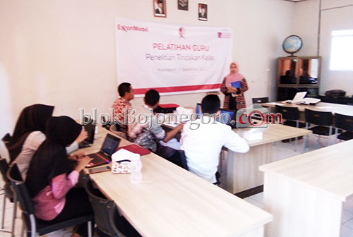 Gandeng PSF, ExxonMobil Adakan Pelatihan PTK Untuk Guru